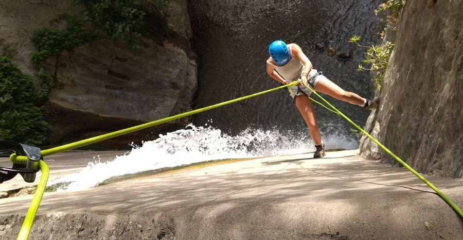Adventure Cahorros, Monachil/ Climbing and abseiling Granada - Rock climbing practice in Los Cahorros: small moves, big payoff