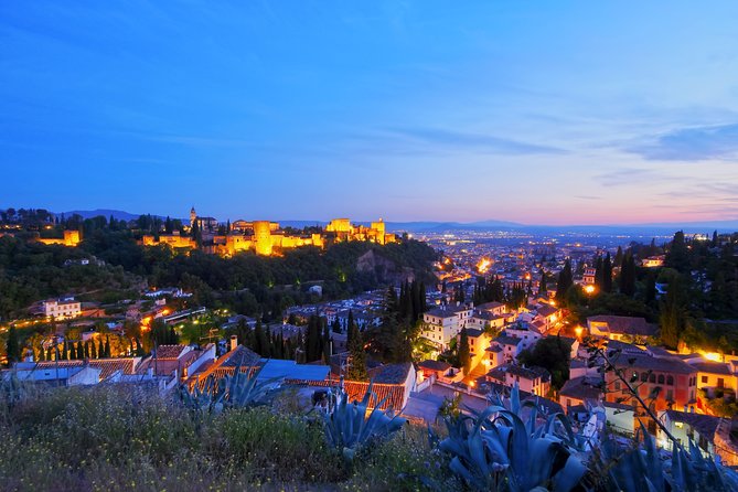 Albaicin and Sacromonte Private Tour - The first stretch: Plaza de Santa Ana to Carrera del Darro