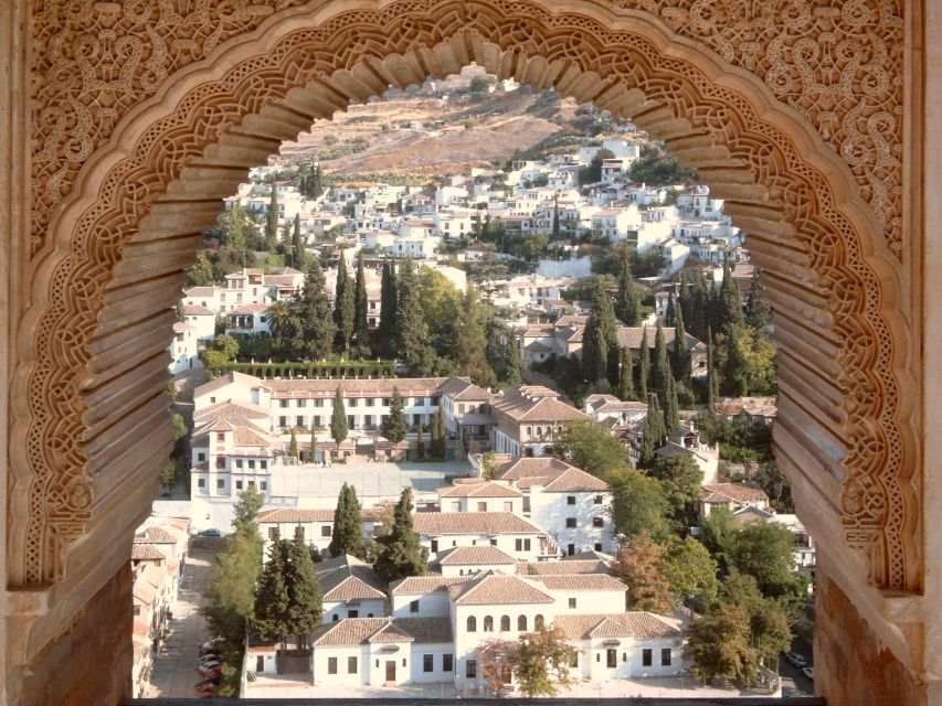 Albaicín & Sacromonte: Tour with Flamenco Show - Legends You’ll Hear While You Walk