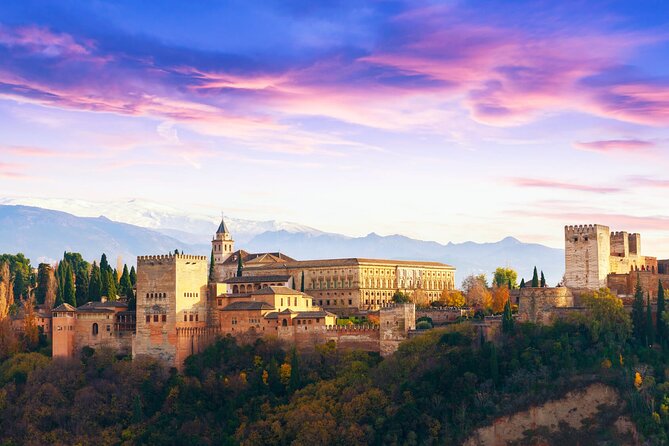 Alhambra al Completo, nazaries palaces, generalife palace - Meeting at P.º de la Sabica (and why arriving early pays off)
