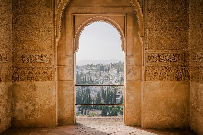 Alhambra and Nasrid Palaces Last Minute Tickets - Calle Real de la Alhambra: Meeting Point and Timed Entry Reality