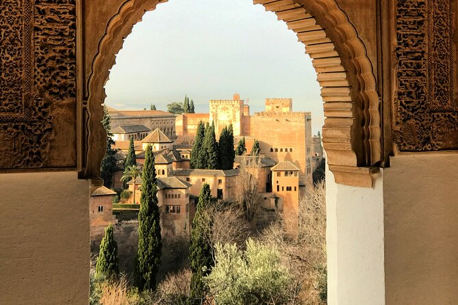 Alhambra and Nasrid Palaces Last Minute Tickets - Inside the Alhambra and Nasrid Palaces: How to Use Your Time Well