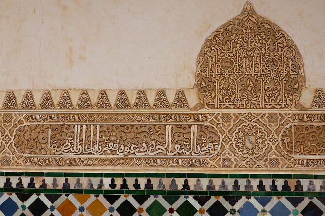 Alhambra Exclusive Tour with Tickets - Timing and physical demands: a 3-hour visit with real walking