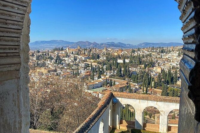 Alhambra Experience – Explore Nasrid Palaces & Generalife Gardens - Practical Logistics in Granada: Hours, Security, and Getting There