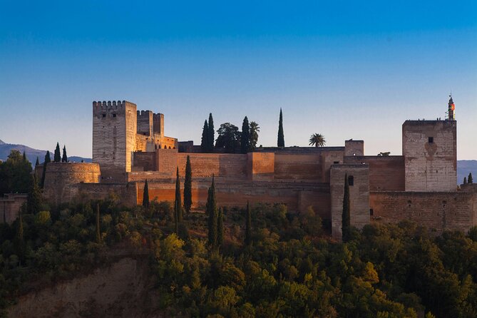 Alhambra Gardens, Generalife and Alcazaba Tickets & Local Guide - How This 2-Hour Alhambra Gardens and Alcazaba Tour Works