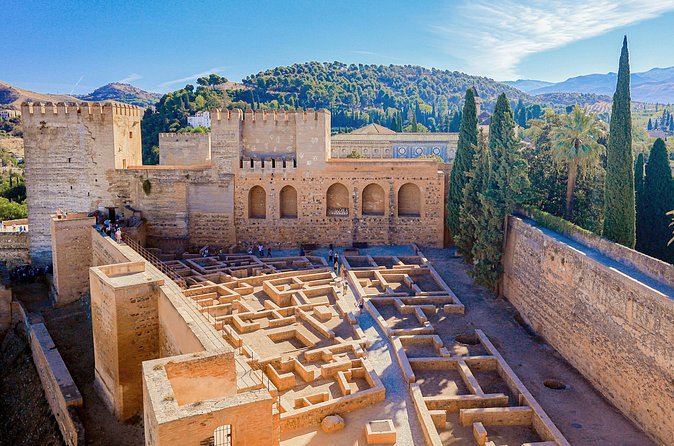 Alhambra Gardens, Generalife and Alcazaba Tickets & Local Guide - Partal and Torre de la Vela: The Granada-View Payoff
