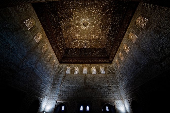 Alhambra & Generalife: Exclusive 3-Hour Private Tour with Tickets Included - Why This 3-Hour Private Alhambra Tour Works So Well