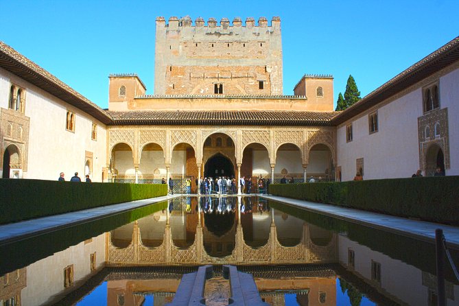 Alhambra, Generalife & Nasrid Palaces Guided Tour in Granada - What you’ll see in 3 hours (and why it works)