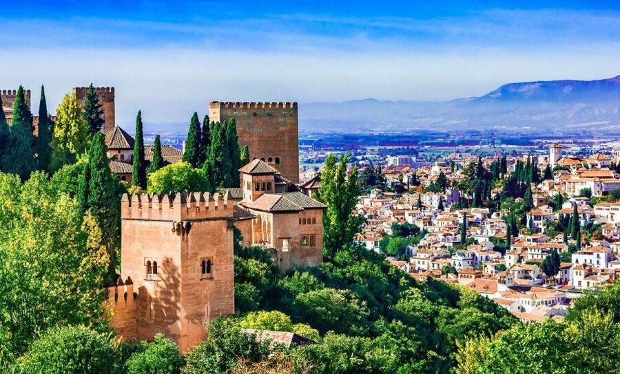Alhambra Guided Tour with Fast-Track Entry - What to Pack for Alhambra Comfort (The Boring Stuff That Saves Your Day)