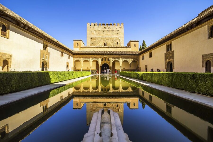 Alhambra, Nasrid Palaces and Albaicin Tour - Nasrid Palaces: Spanish Islamic Art at Full Volume