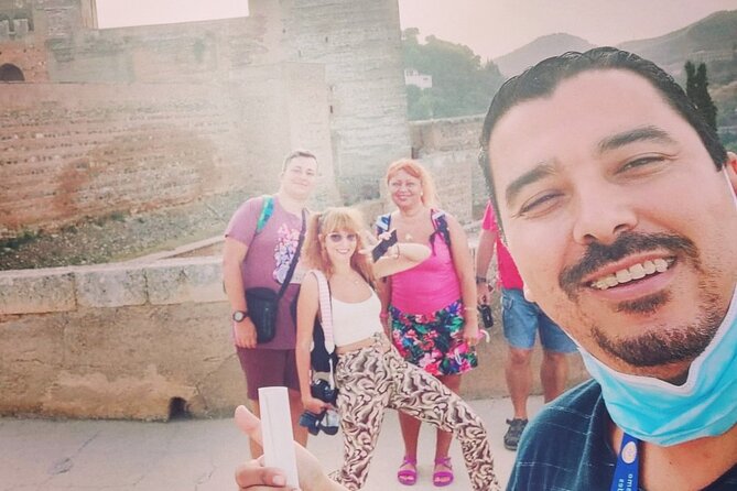 Alhambra, Nasrid Palaces, Generalife & Alcazaba Private Tour - A private tour in a place this big: what “3 hours” really means