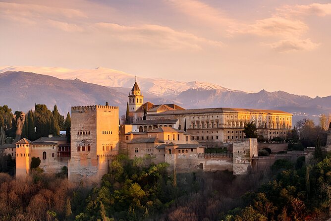 Alhambra, Nasrid Palaces & Generalife Reserved Access Tour - Key things to know before you go