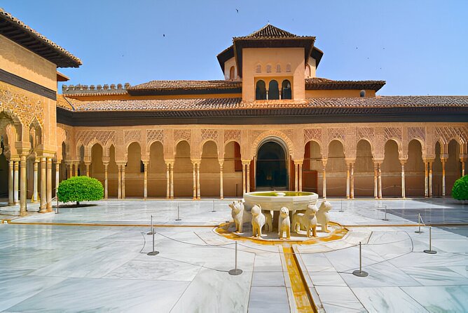 Alhambra, Nasrid Palaces & Generalife Reserved Access Tour - Meeting Point and Your 3-Hour Game Plan