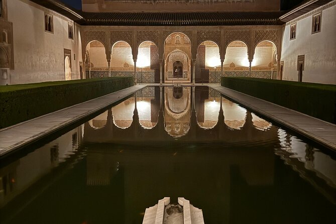 Alhambra Night Tour with tickets included Nasrid Palaces - Guide impact: when the story clicks (and when it doesn’t)