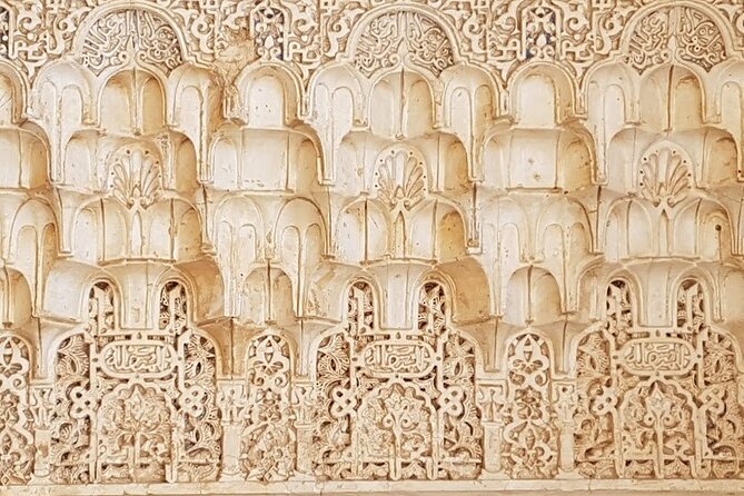 Alhambra Official Private Guide (if you have your entrance to the alhambra) - English guide quality: why Miriam and Cristina stand out