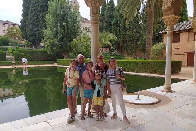 Alhambra : Private Tour for Families - The Most Praised Parts of the Tour (From the Guides to the Kid-Friendly Pace)
