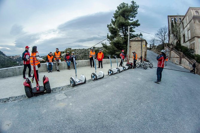 Alhambra Skip-the-Line with Albaicin, Sacromonte by Segway/Bike - Entering The Alhambra: skip the queues and hit the must-see spots