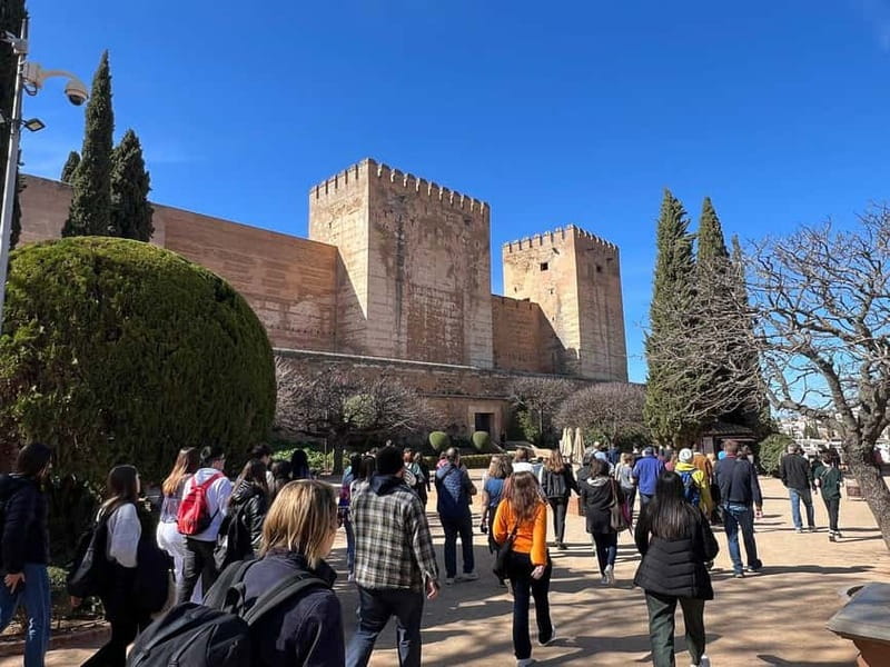 Alhambra Surroundings: History, Architecture and Legends - Arriving at Welcome Granavisión (and starting with the right mindset)