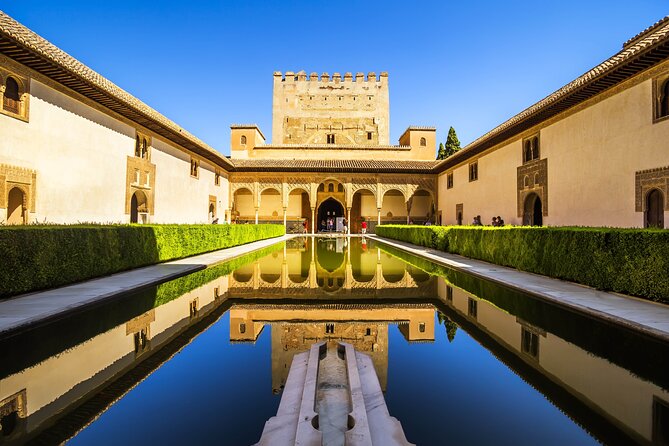 Alhambra Ticket and Guided Tour with Nasrid Palaces - Alhambra complex with a guide: more than just photos and floor plans