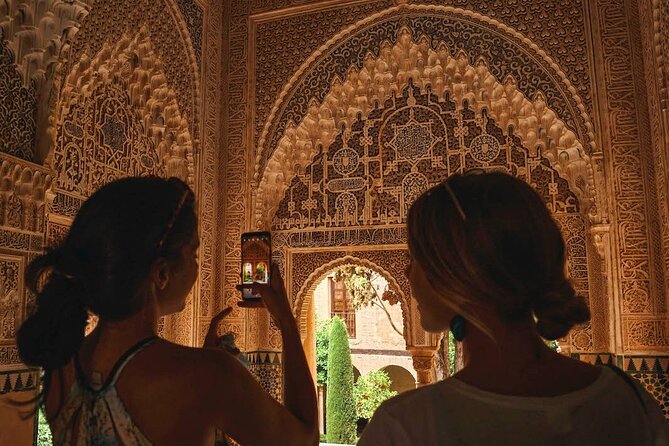 Alhambra Ticket with Audio Guide in Granada - Play Granada pickup: where the day begins (and why it matters)
