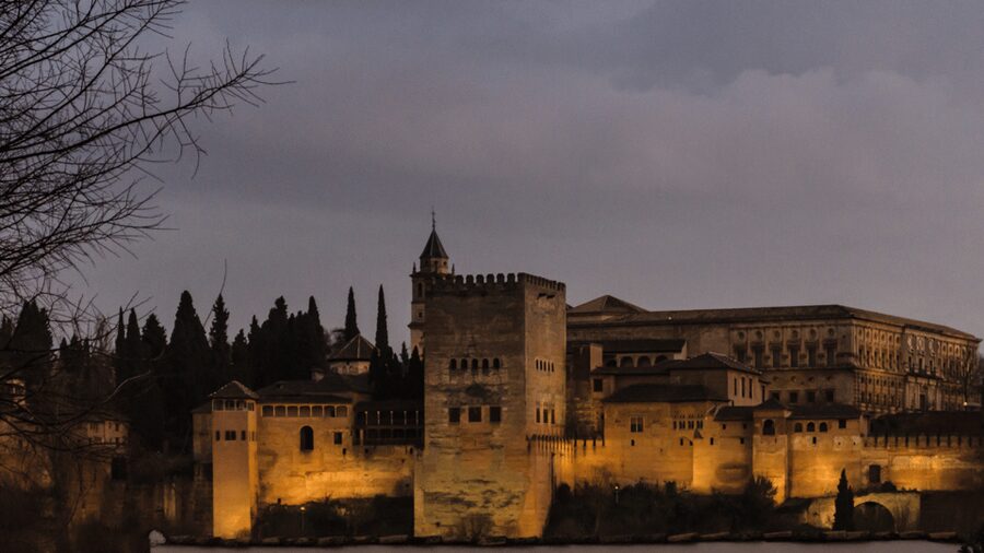 Alhambra: Tour Leyendas de la Alhambra - Why an Alhambra legends night walk works so well