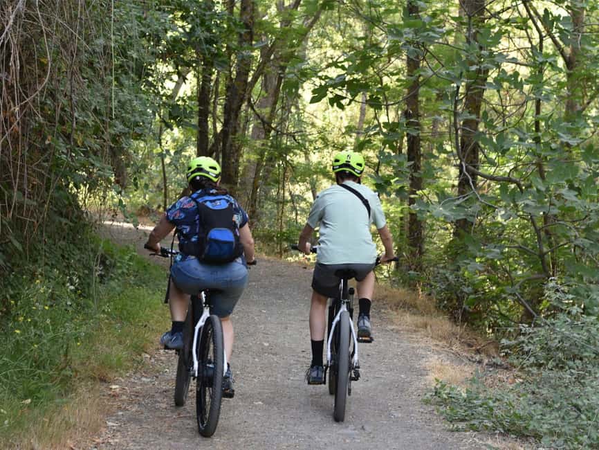Beyond Los Cahorros: Adventure Through the Sierra Nevada - Granada to Monachil: The Easy Start Before the Climb