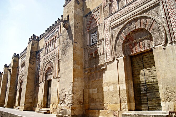 Cordoba and its Mosque from Granada with Semiprivate Transfer - La Juderia and Alcázar: Making Your Two Hours Count