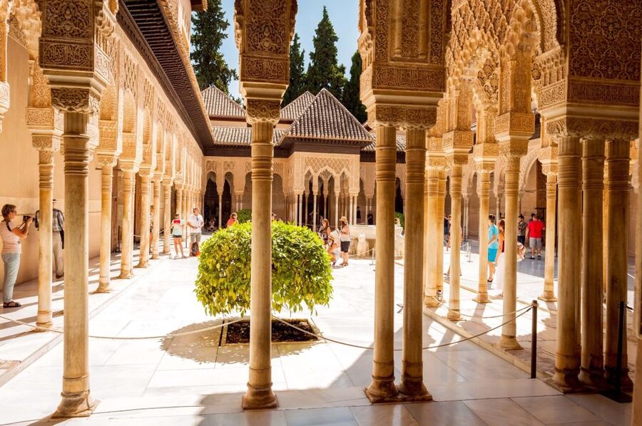 Fast-Track Alhambra & Nasrid Palaces Guided Tour - Bath of the Mosque: Where Daily Life Shows Up in the Details