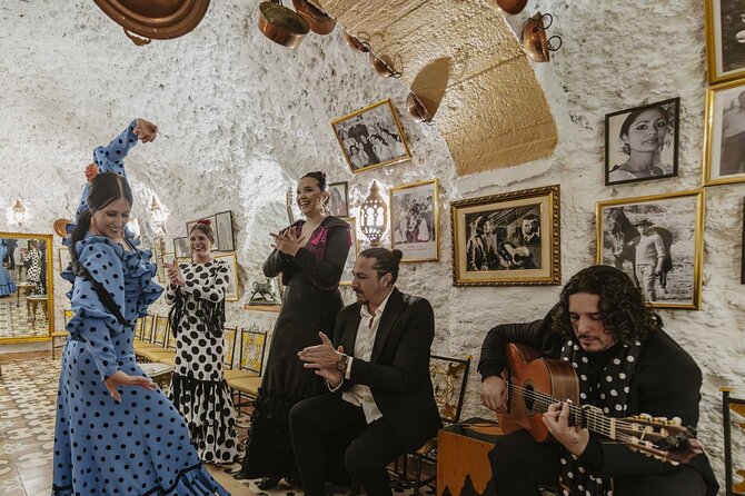 Flamenco show at Cueva Los Amayas, in Sacromonte - The 75-minute zambra show: What you’ll actually experience