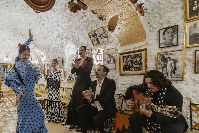 Flamenco show at Cueva Los Amayas, in Sacromonte - Should you book Cueva Los Amayas flamenco in Sacromonte?
