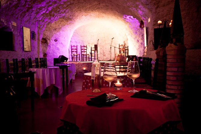 Flamenco Show in a Cave Restaurant in Granada - Entering El Templo del Flamenco cave: why this room matters