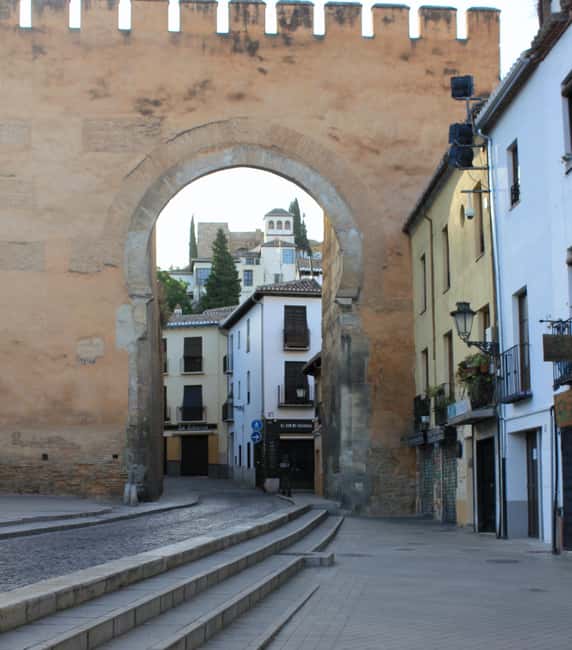 From Almuñécar: Granada Day Trip with Alhambra and Cathedral - Pickup and the Transfer: The Part Nobody Wants to Overthink
