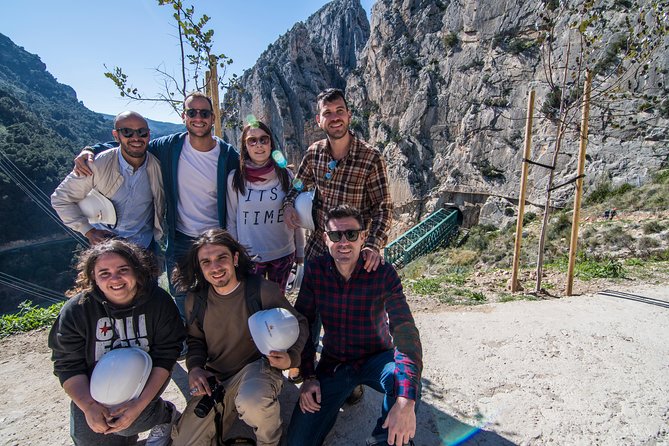 From Granada: Caminito del Rey Guided Tour & Guaranteed Tickets - Granada to El Chorro: why the transport matters