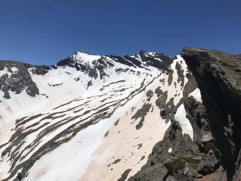 From Granada: High Sierra Nevada hiking experience - Getting Out of Granada: The Fast Lift to High Altitude