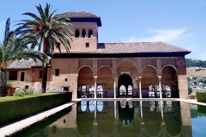 Going to Alhambra? 3 hrs Private Tour! Skip the long lines to visit the Alhambra - Price and value: is $180.62 per group really a deal?