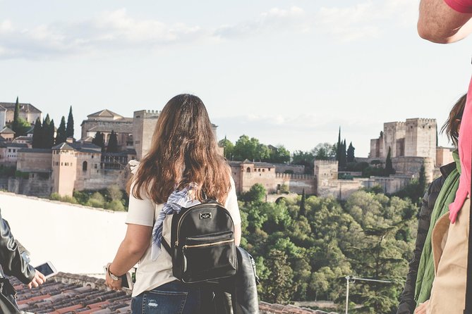 Golden Hour in Granada: Sunset Walking Tour with Play Granada - Mirador de Los Carvajales: a quick panoramic reset