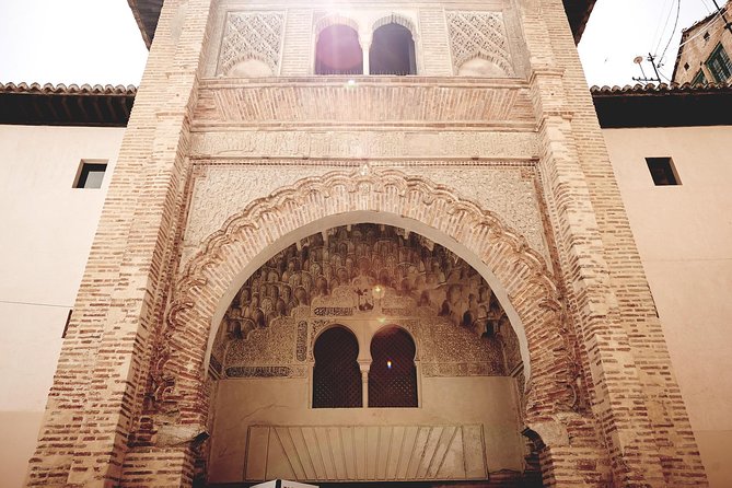 Golden Hour in Granada: Sunset Walking Tour with Play Granada - Mezquita Mayor de Granada: a stop that adds real context