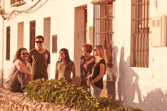 Golden Hour in Granada: Sunset Walking Tour with Play Granada - San Nicolas viewpoint: the classic sunset Alhambra moment