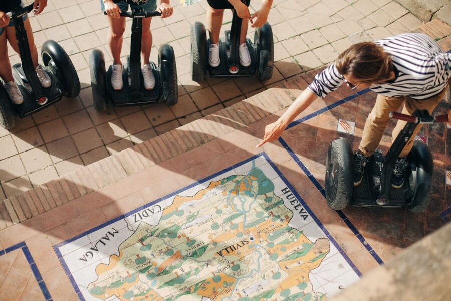 Granada: 1-Hour Panoramic Segway Tour - Plaza Nueva to the viewpoints along Paseo de los Tristes