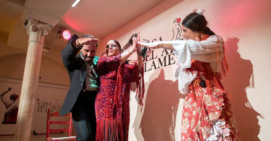 Granada: 1-Hour Traditional Flamenco Show - Finding Casa del Arte Flamenco at Cuesta Gomerez 11