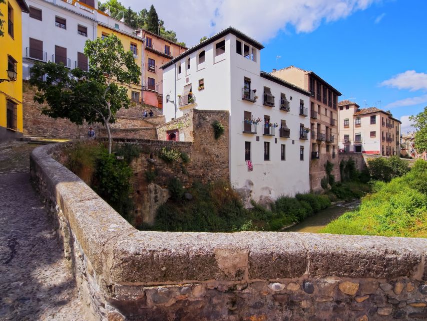 Granada: 2hour Tour of The Albaicín & Sacromonte Premium - Key takeaways before you go