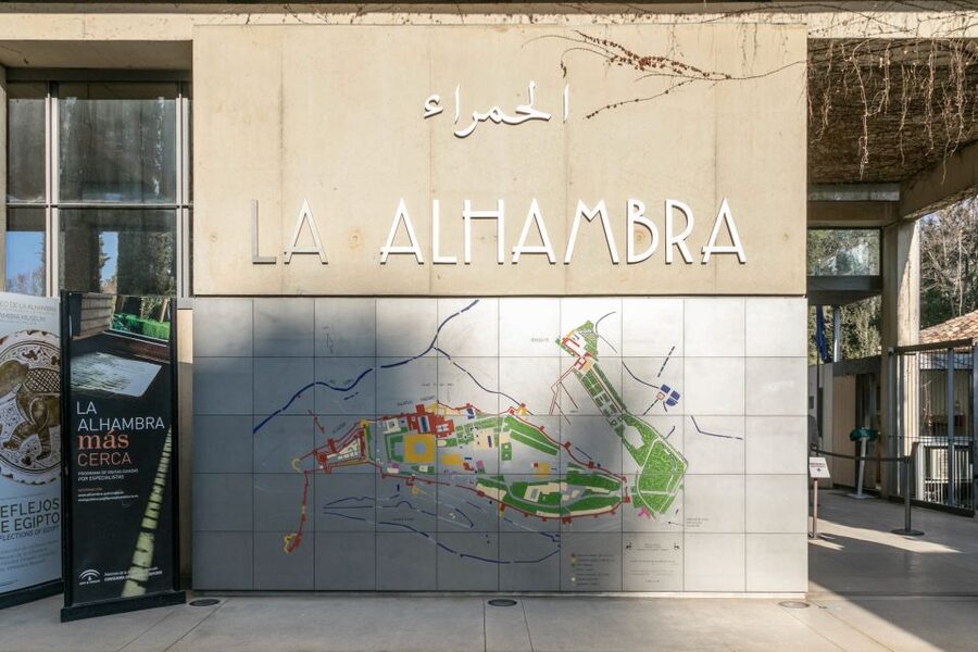 Granada: 3-Hour Alhambra and Generalife Gardens Guided Tour - Hall of the Ambassadors and the Nasrid Palaces mindset