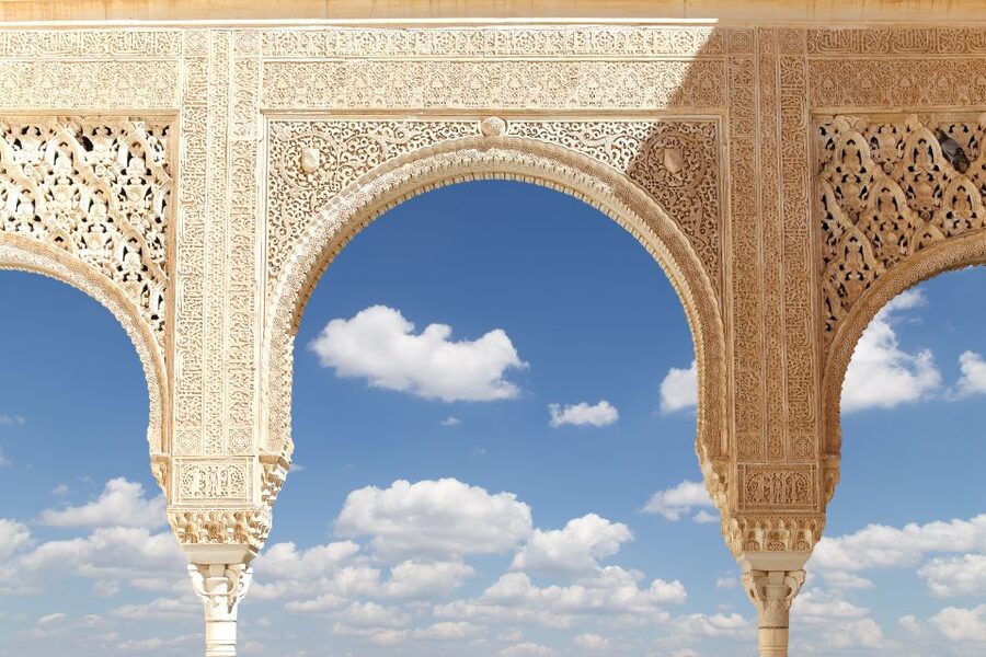 Granada: 3-Hour Alhambra and Generalife Gardens Guided Tour - Price and value: what $88 buys you (and when it’s worth it)
