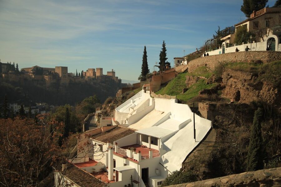 Granada: Albaicin and Sacromonte E-Bike Tour - Mirador San Nicolás: the Alhambra and Generalife payoff