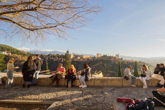 Granada Albaicín & Sacromonte Exclusive Walk Tour in the Old Town - Practical walking advice (so the hills don’t beat you)