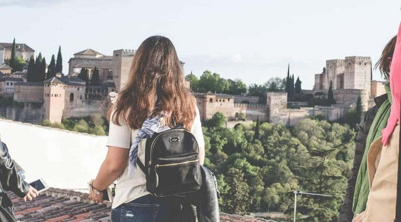 Granada: Albayzin and Sacromonte Hybrid Walking Tour - A Two-Hour Plan That Lets You Skip the Climb