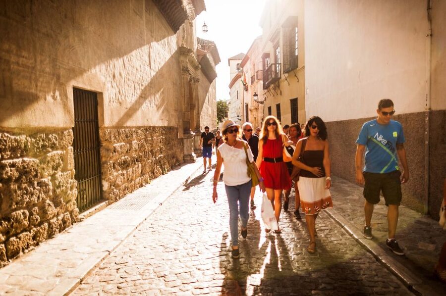 Granada: Albayzin and Sacromonte Walking Tour - FAQ