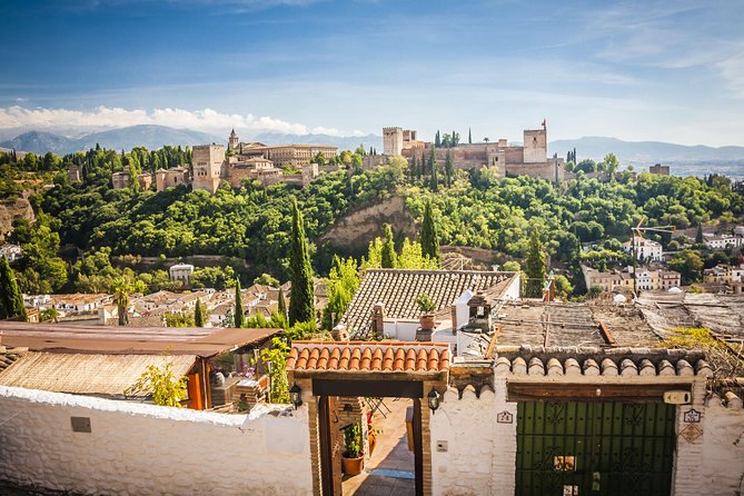 Granada: Alhambra, Albaicin and Sacromonte Guided Tour - Price and value: is $90 worth it here?