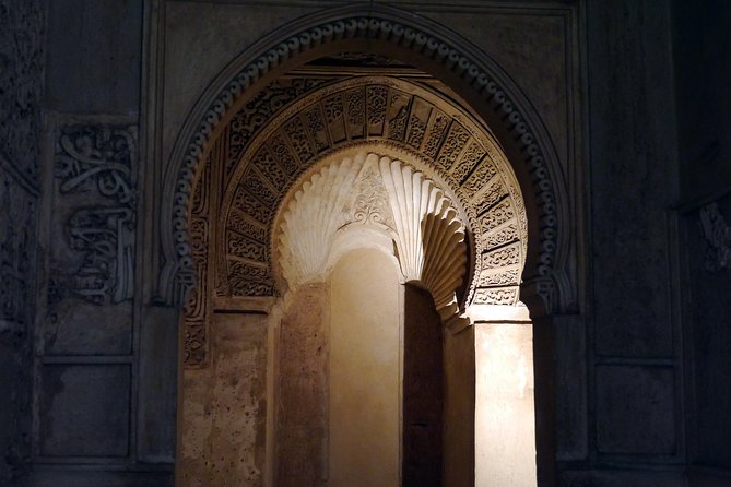 Granada: Alhambra, Albaicin and Sacromonte Guided Tour - Who this tour fits best (and who it doesn’t)