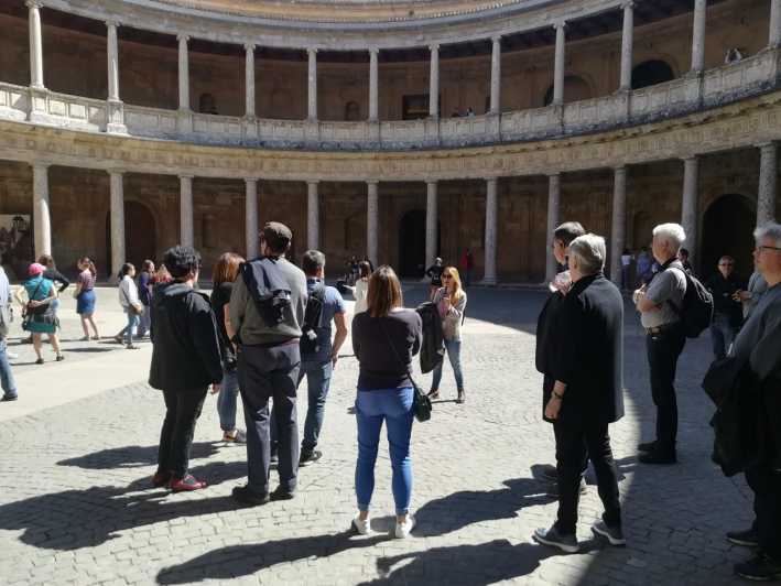 Granada: Alhambra and Albaicín Small Group Tour - Alhambra + Albaicín in one day: the smart way to use limited time